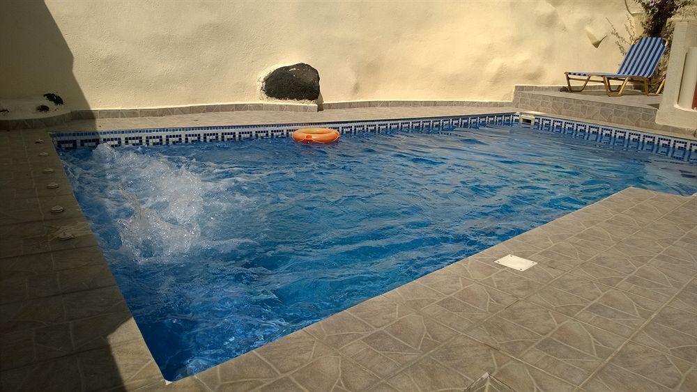 פירוסטפני Anemomilos Villa מראה חיצוני תמונה