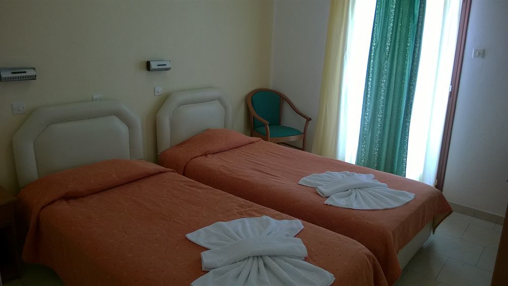 פירוסטפני Anemomilos Villa מראה חיצוני תמונה